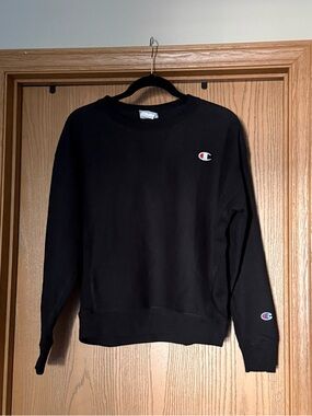 Champion Black Crewneck